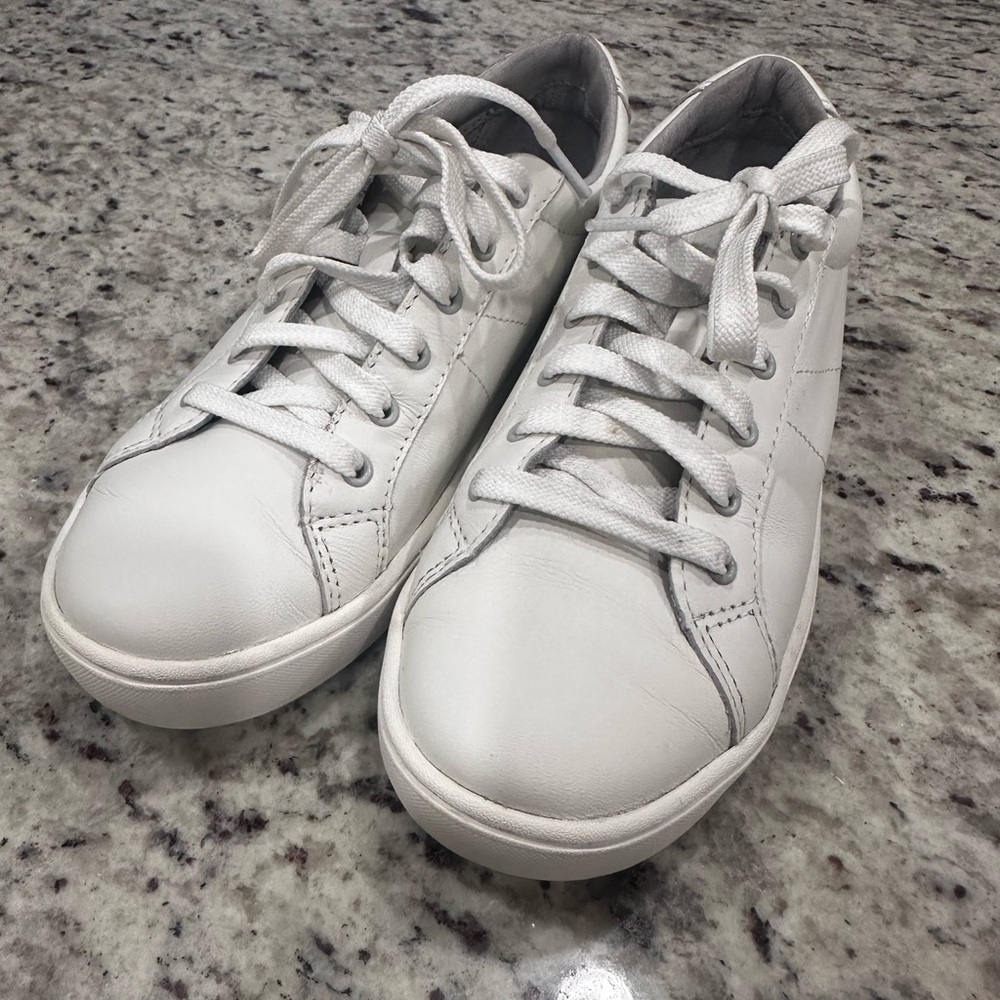 L.L. Bean Women's Eco Bay Oxfords, Full-Grain Leather Sneakers